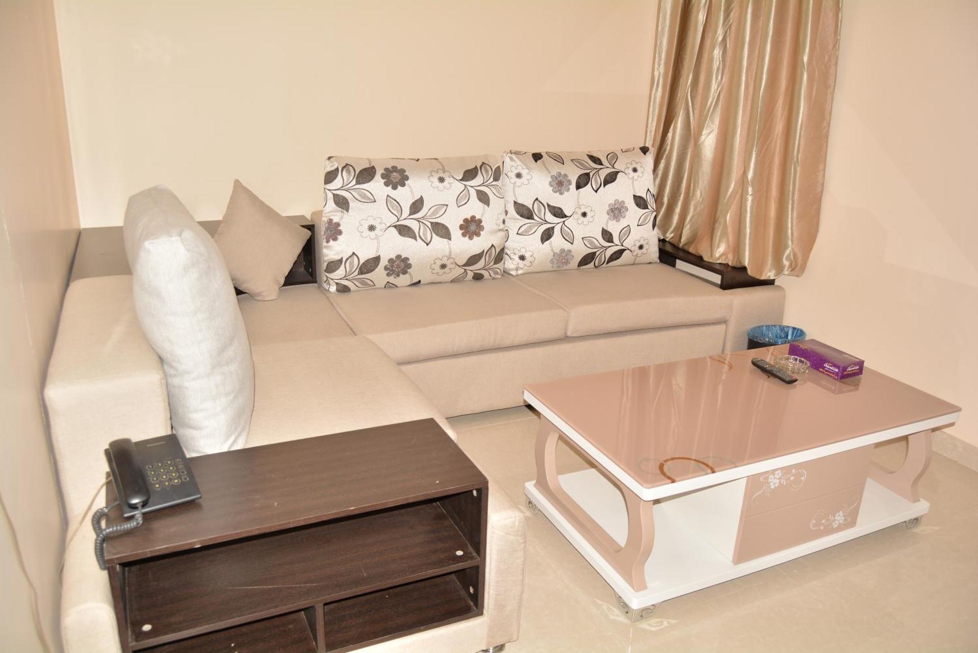 Orient House Aparthotel Ha'il Bilik gambar